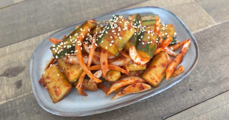 Korean Spicy Cucumber Salad (Oi Muchim) – Easy Side Dish