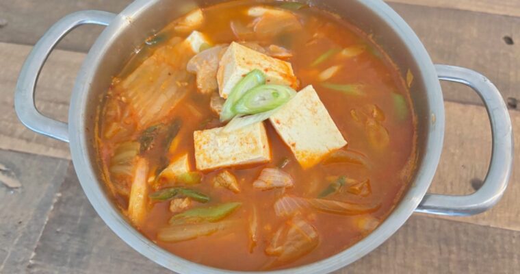 Pork Kimchi Stew (Kimchi Jjigae) 김치찌개